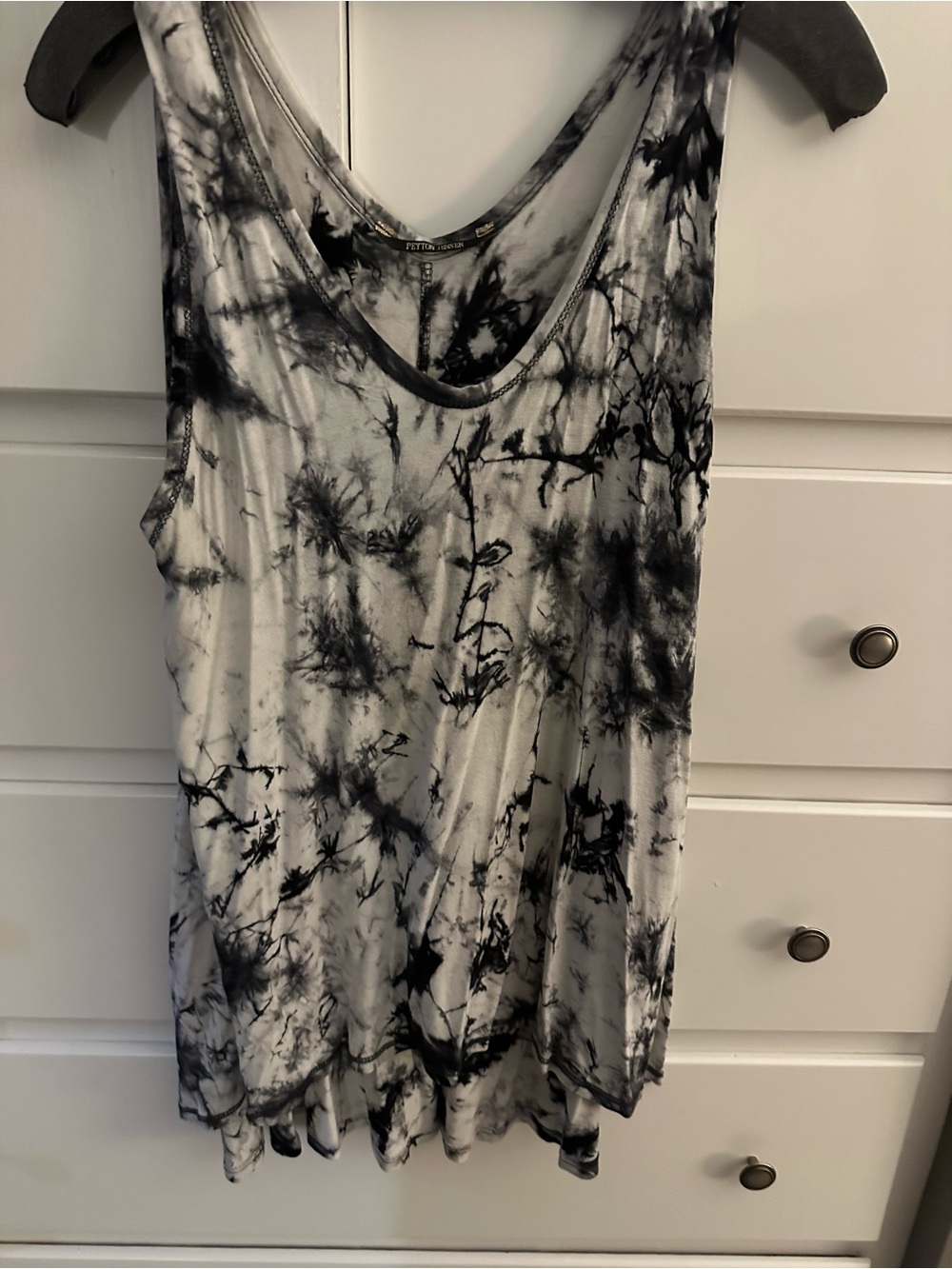Petite Flowing Scoop Neck Tank Top - Black & White Tie-Dye